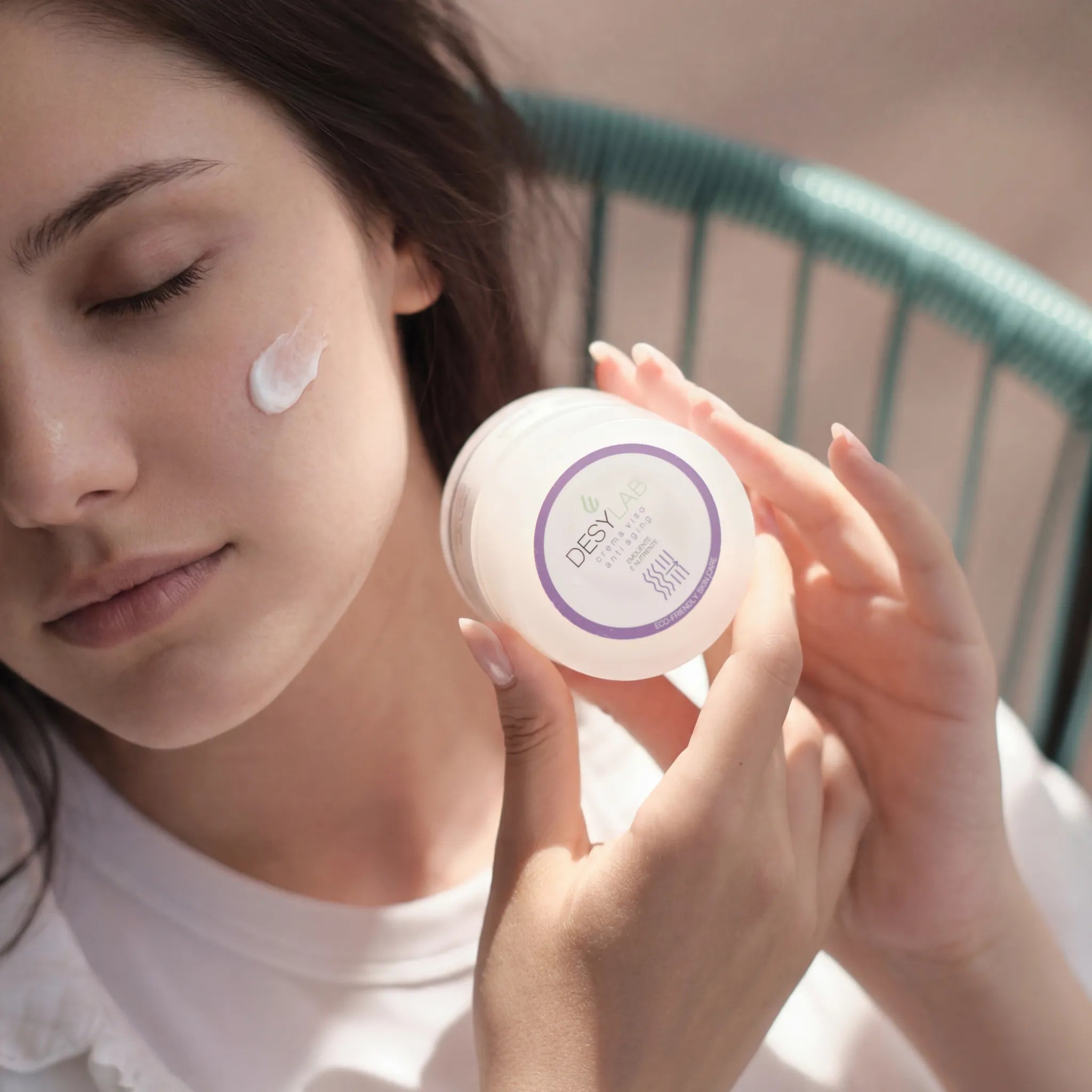 CREMA RIGENERANTE VISO: Antirughe, levigante e rigenerante